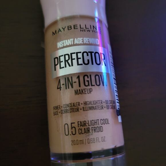 Maybelline Instant Age Rewind Perfector 4-IN-1 Glow Makeup 0.5 Fair-Light Cool✨️ - Picture 2 of 8